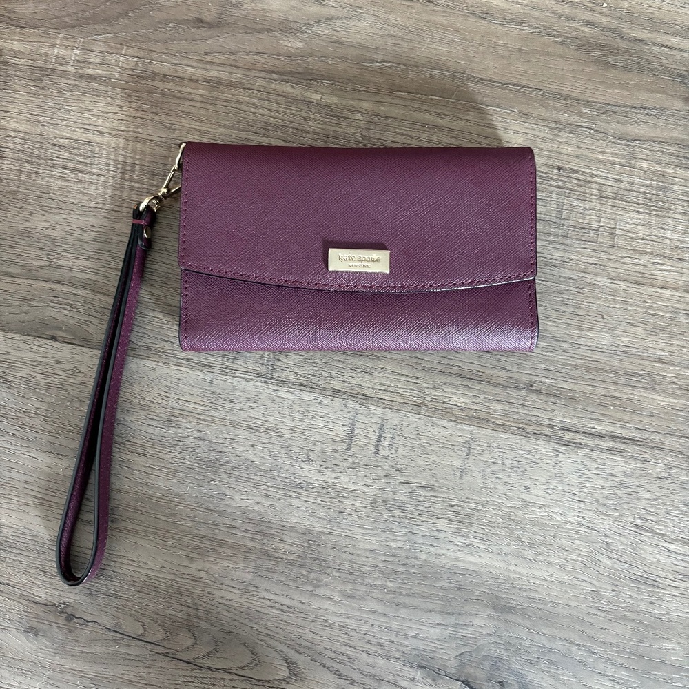 Kate spade wristlet wallet